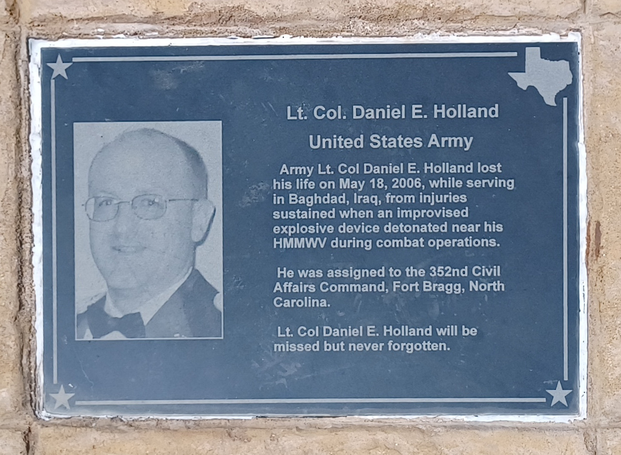 Ltc Daniel Holland.jpg