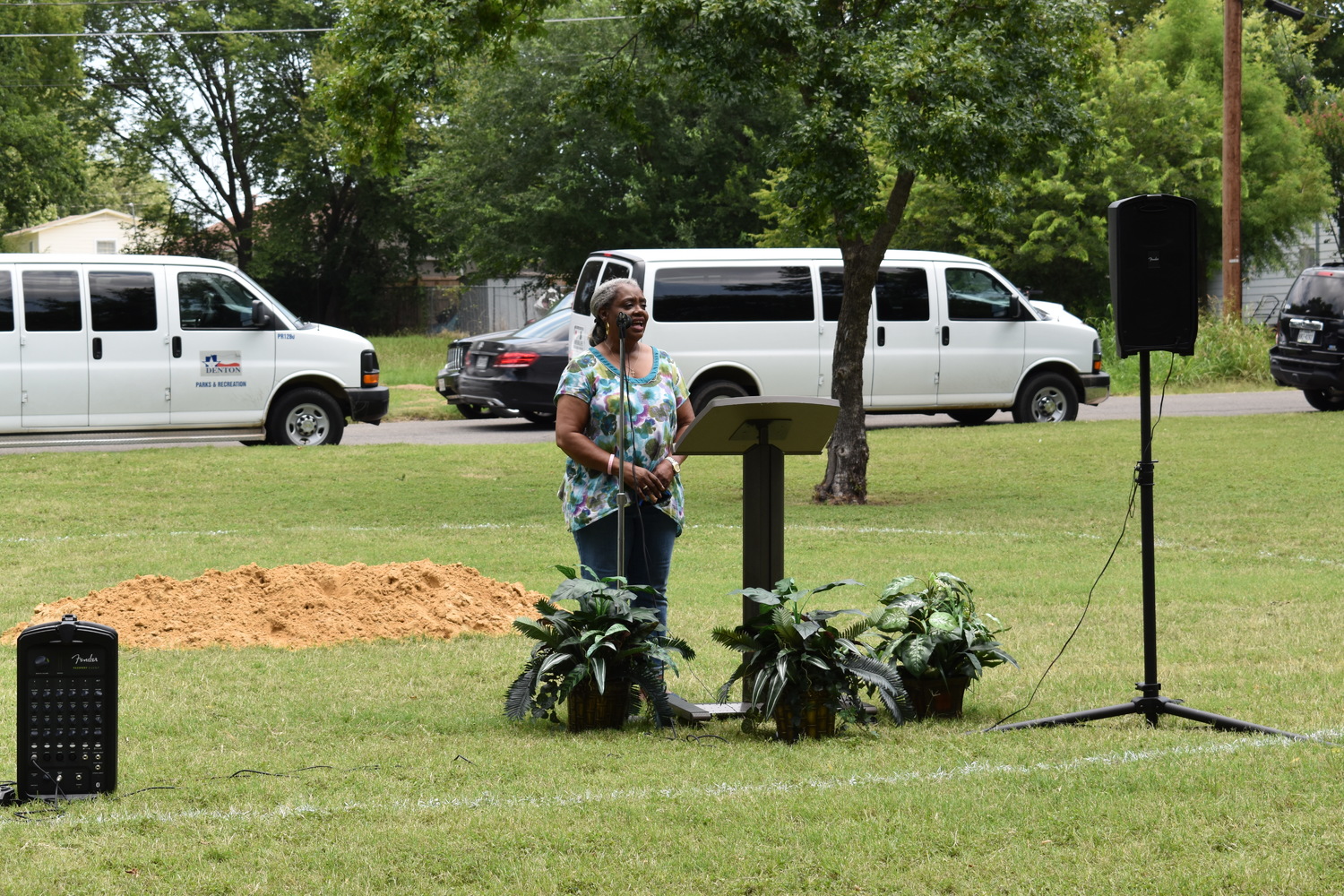 Marjorie Young, Sprayground ground breaking.JPG