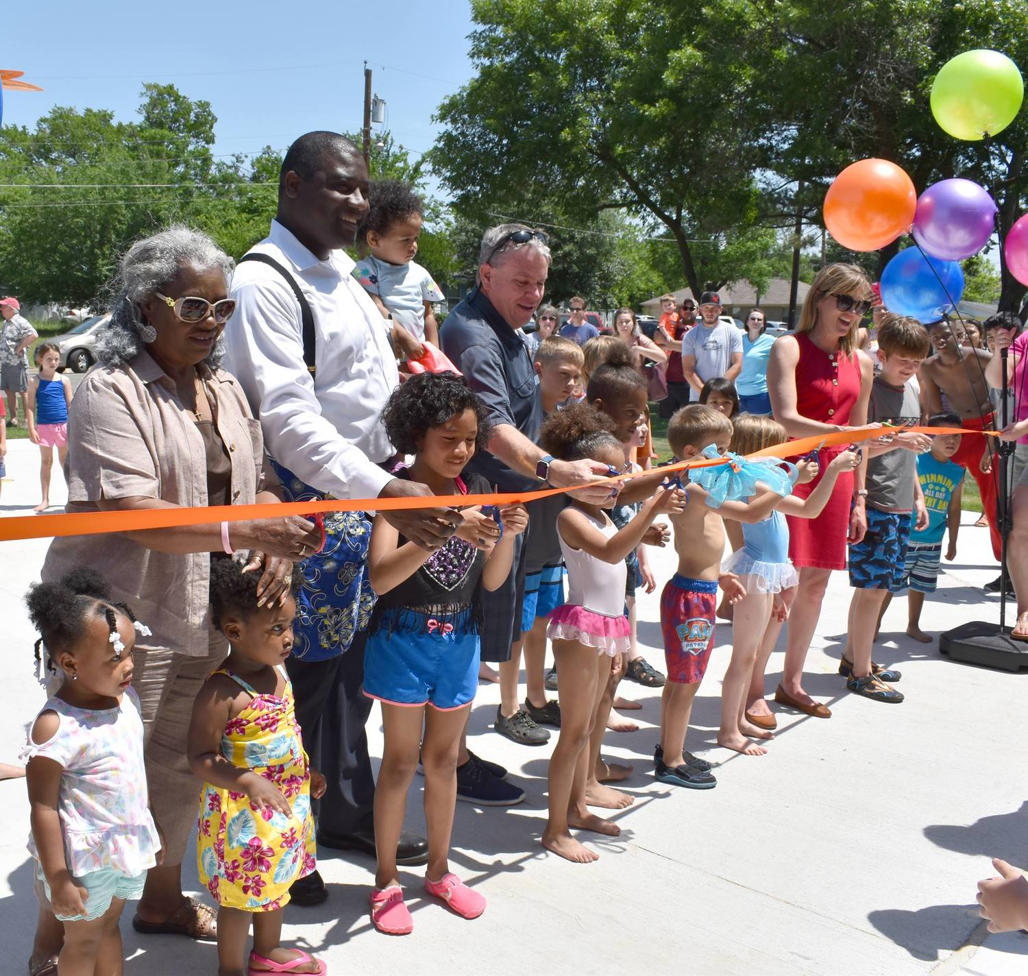 Carl Gene Young Sr. Sprayground grand opening 2.jpg