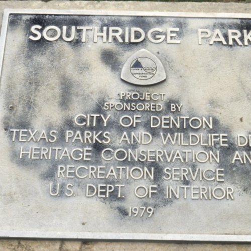 southridge park plaque.jpg