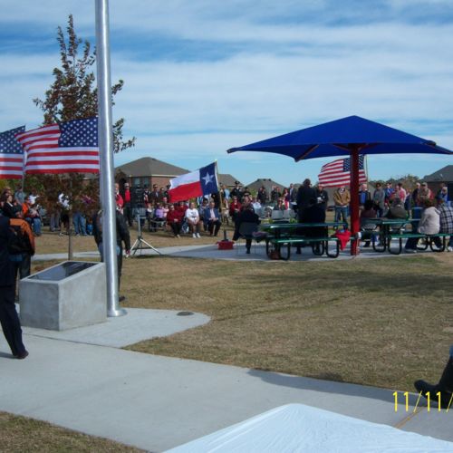 Preserve at Pecan Crk Sunray Pk Veterans Dedication 11-11-11 002.jpg