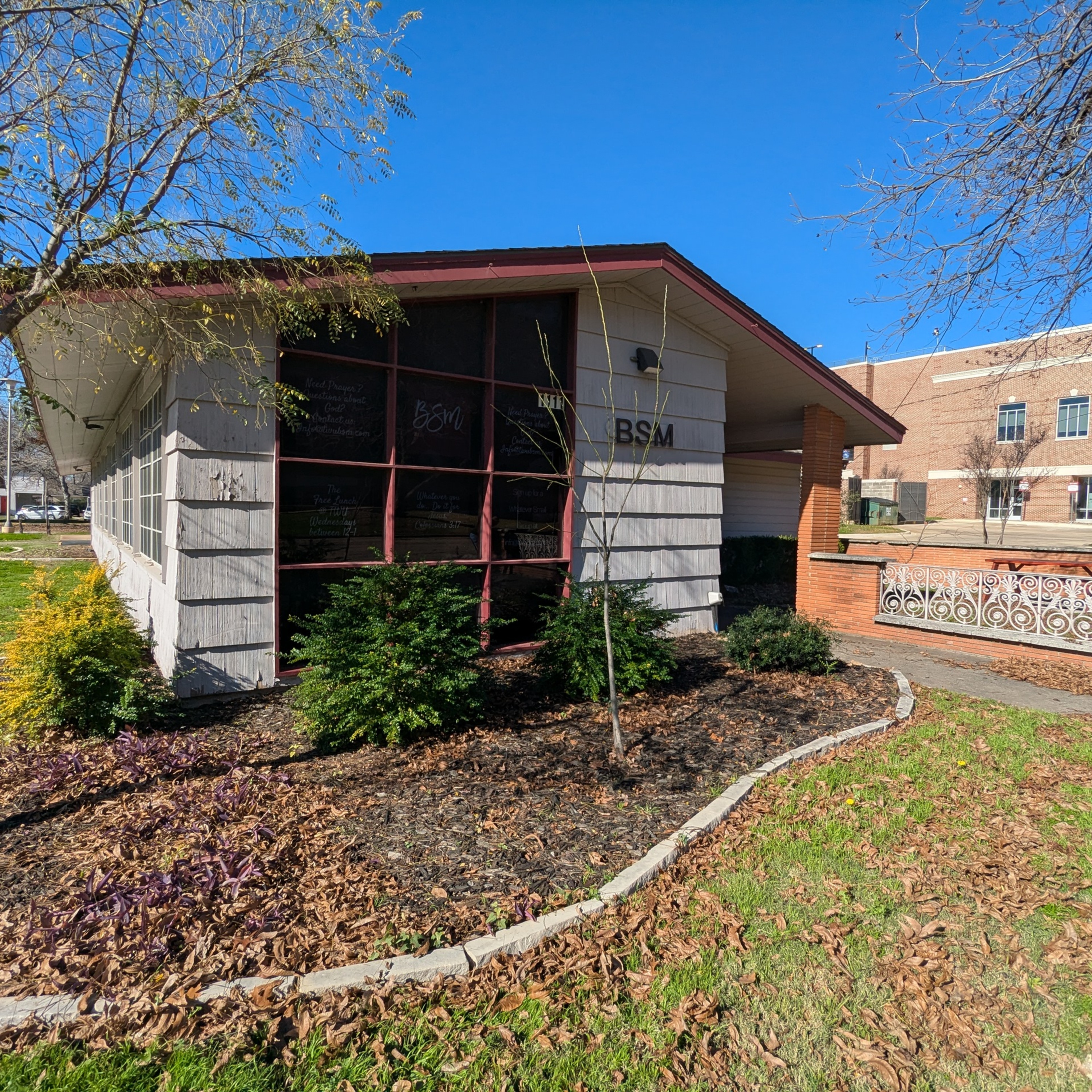 Front of the Baptist Student Union building at 1111 Oakland Street.