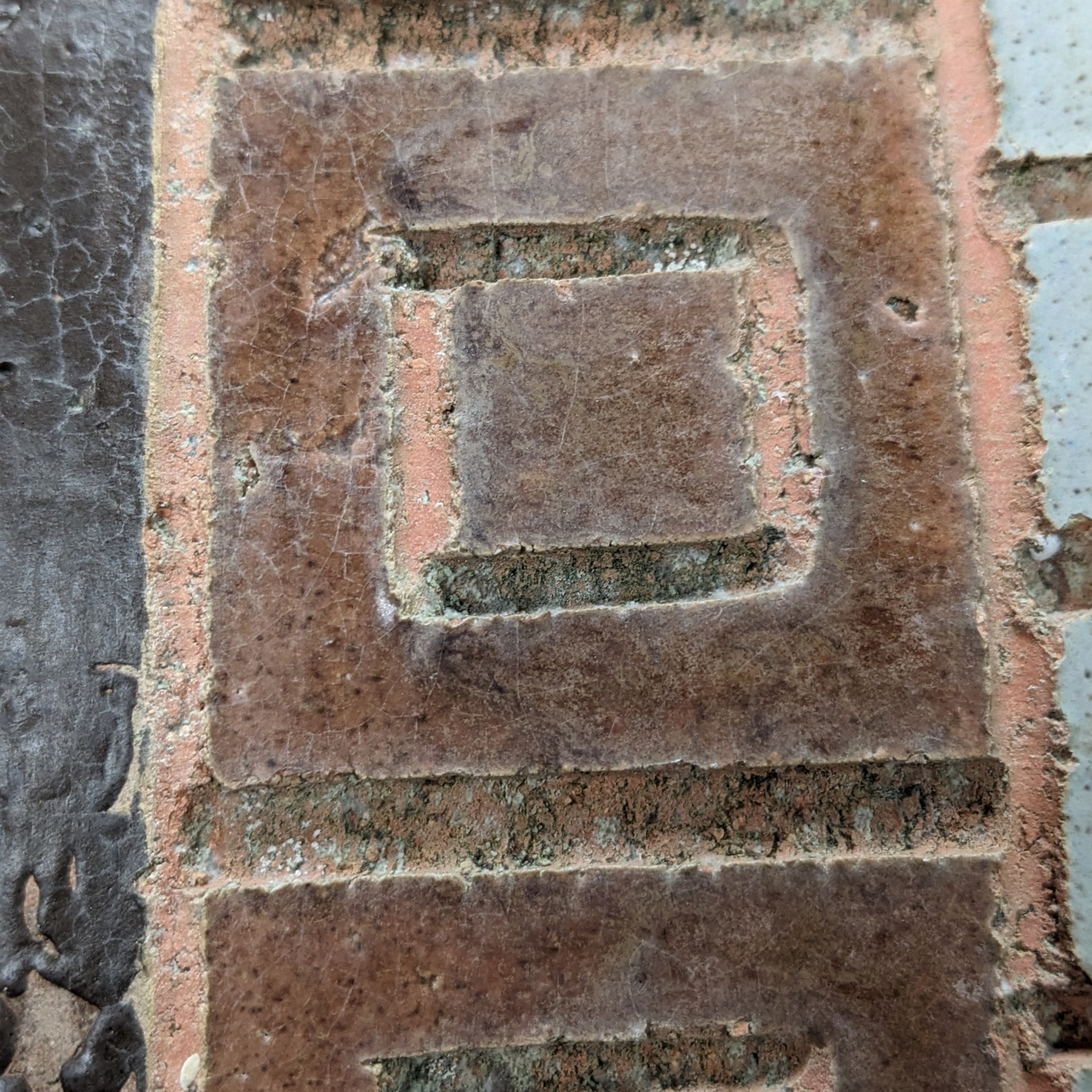 Close-up of glaze on the planter.