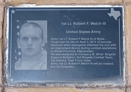 1Lt Robert Welch III.jpg