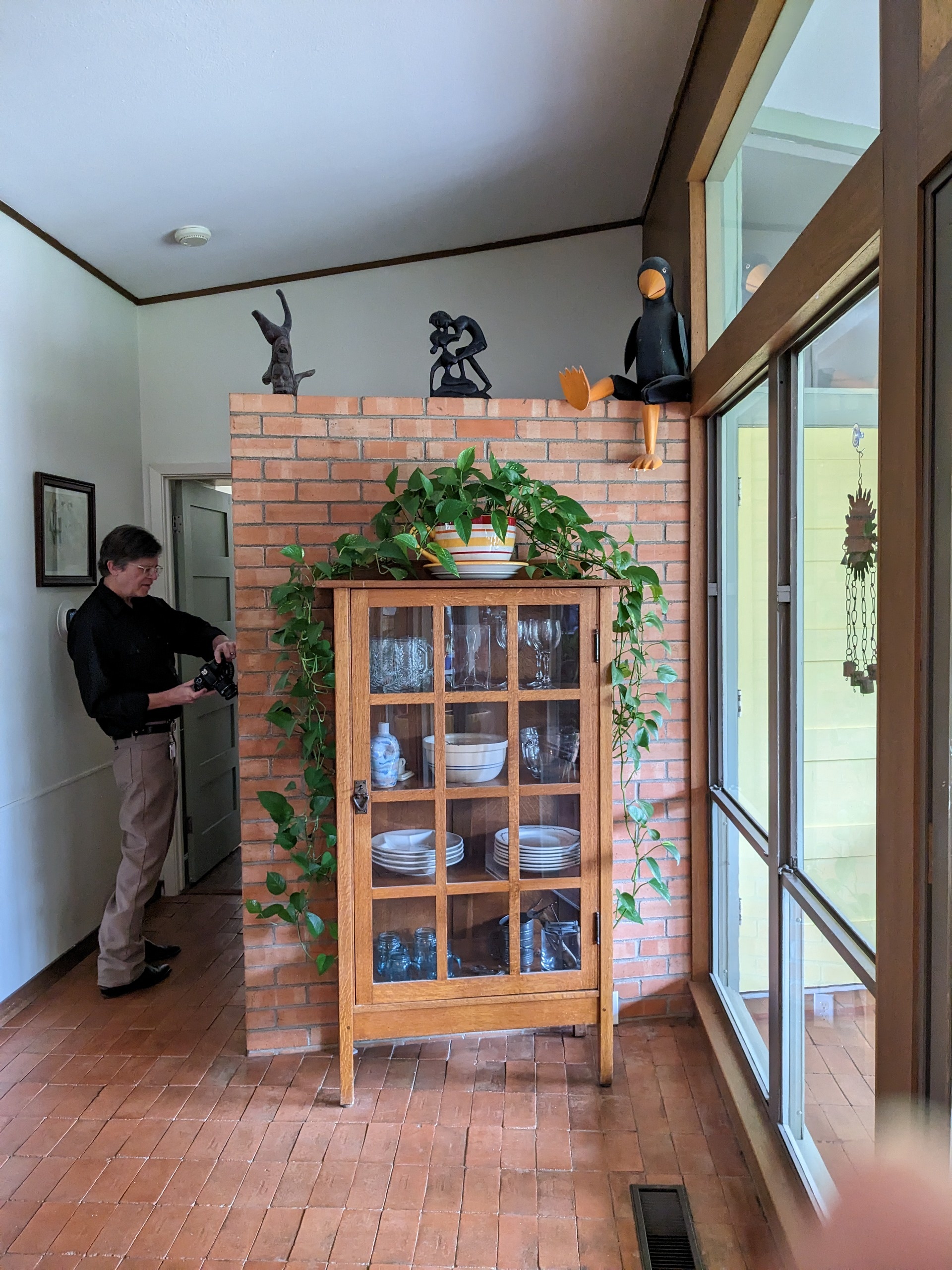 2023_04_19_403 Mimosa St (42).jpg