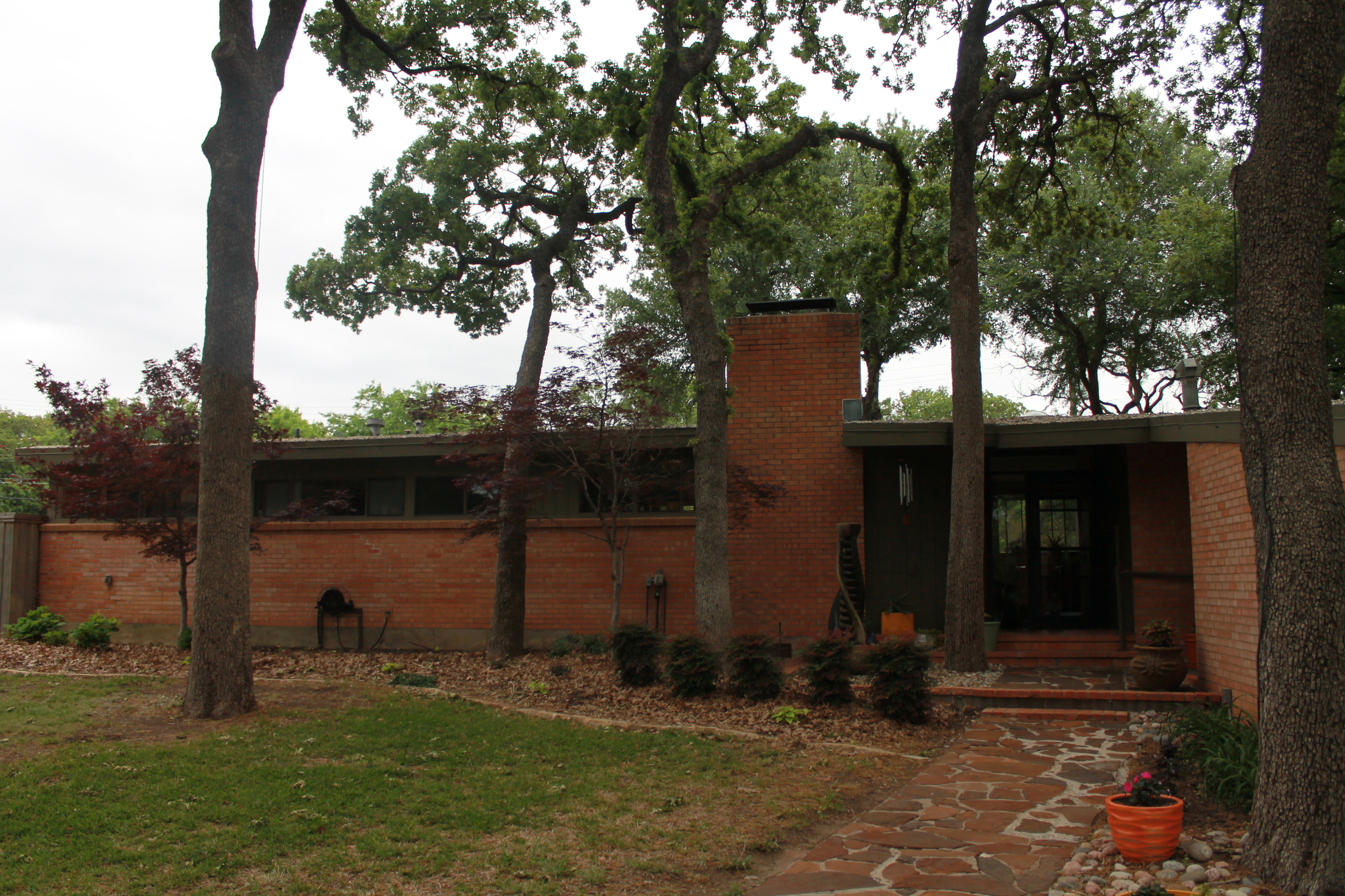 2023_04_19_403 Mimosa St (95).JPG