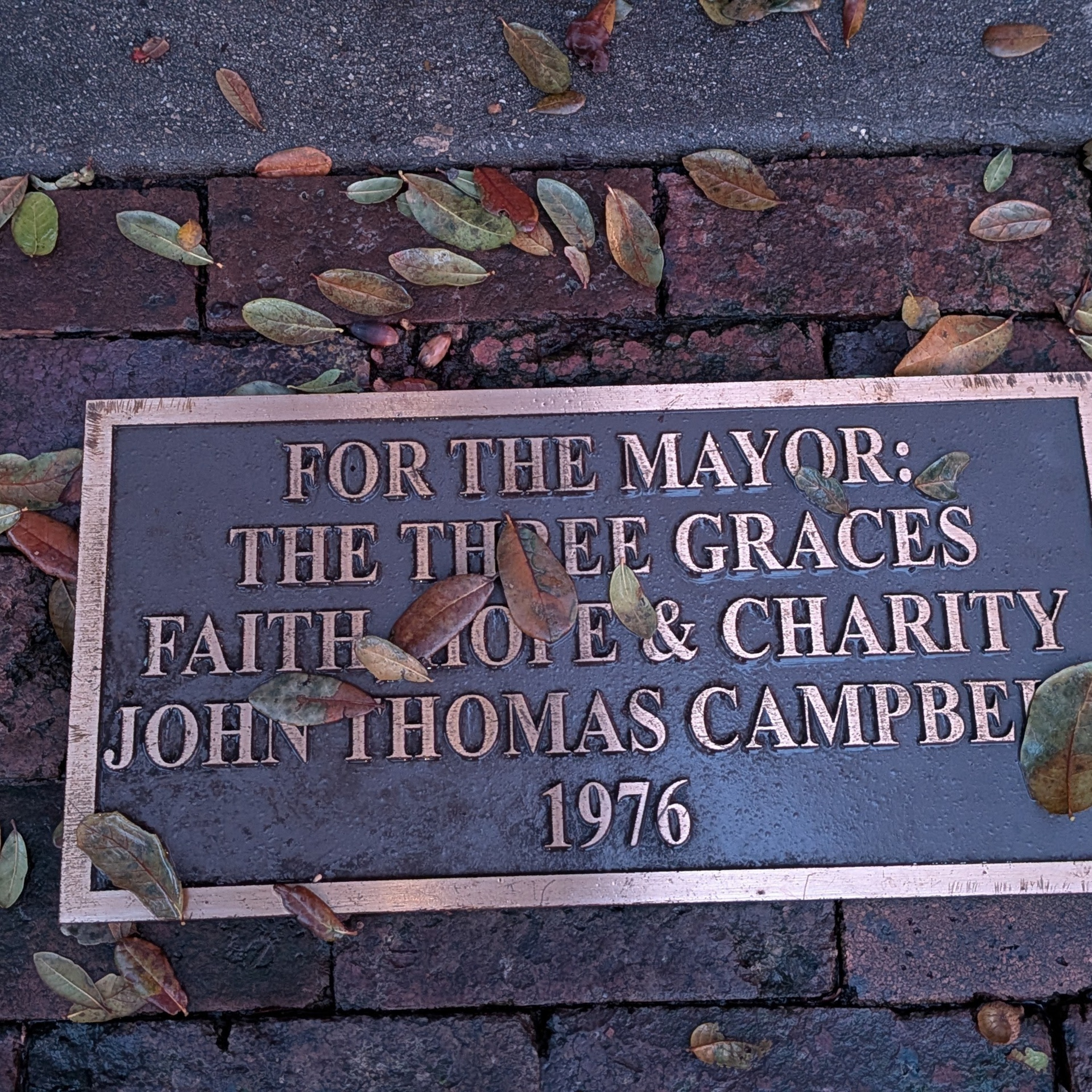 For the Mayor: plaque.